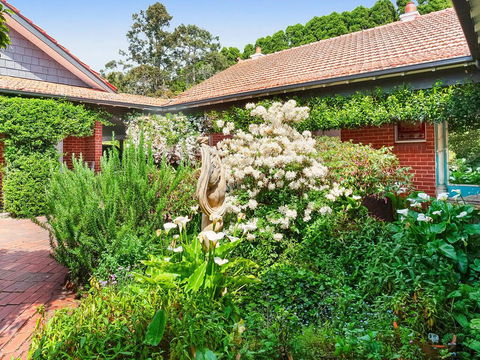 Cloudland - Unique Experience, Whimsical And Wonderful! - Accommodation QLD 2