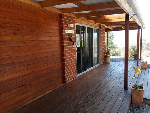 Coast & Country - Accommodation QLD 0