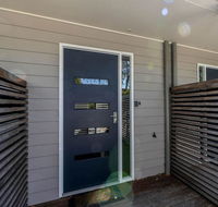 COASTAL SOUL VILLA  BROADBEACH - Accommodation QLD