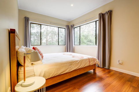 Cockatoo Hideaway - Accommodation QLD 3