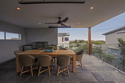 Coffs At Surf Beach Phillip Island - Accommodation QLD 1