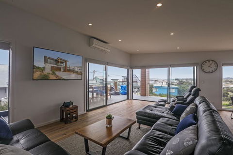 Coffs At Surf Beach Phillip Island - Accommodation QLD 2