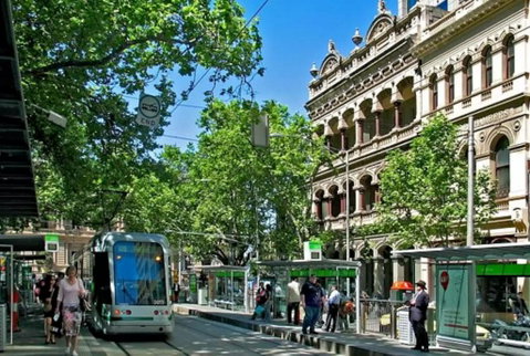 Collins Street Apartments - Accommodation QLD 0