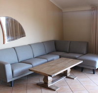 Colonial Court Beachfront Motel & Holiday Stay - Accommodation QLD