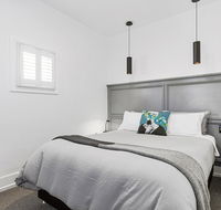 Colonial Hampdens - Accommodation QLD