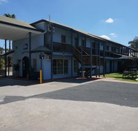 Colonial Motel Richmond - Accommodation QLD