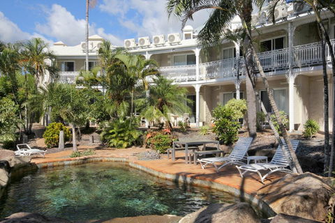 Colonial Palms Motor Inn - Accommodation QLD 0