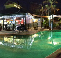 Colonial Village Cabins Camping  Tours - Hervey Bay YHA - Accommodation QLD