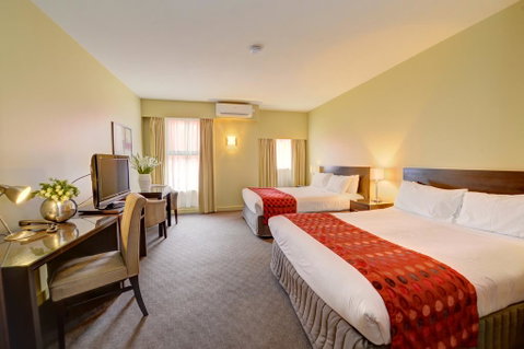 Comfort Inn & Suites City Views - Accommodation QLD 1