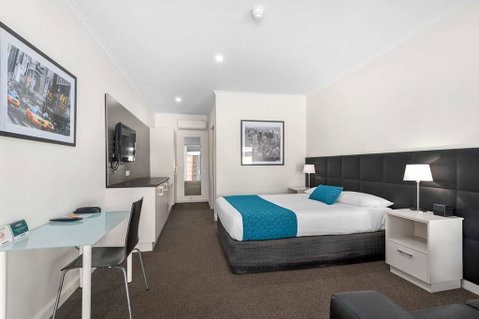 Comfort Inn & Suites Manhattan - Accommodation QLD 0