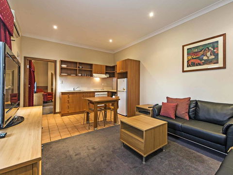 Comfort Inn & Suites Sombrero - Accommodation QLD 2