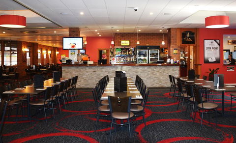 Comfort Inn Peppermill - Accommodation QLD 2