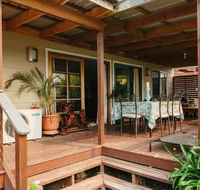 Comfortable Outdoor Entertaining Lake Walks - Accommodation QLD