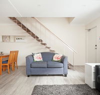 Comfy  Convenient  Homebush West 300 steps train - Accommodation QLD