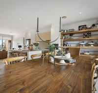 Comfy Coast Drive Condo - Accommodation QLD