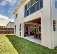 Coolum Street 41 Dicky Beach - Accommodation QLD