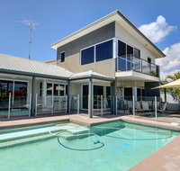 Coorumbong 36 - 6 BDRM Canal Home With Pool - Accommodation QLD