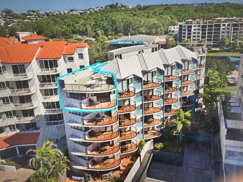 Coral Sea Views Beachfront Penthouse - Accommodation QLD 0