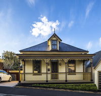 Corinda Contemporary - Accommodation QLD