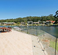 Cormorant Waterfront Home - Accommodation QLD