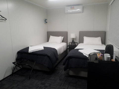 Cornwall House Accommodation - Accommodation QLD 1
