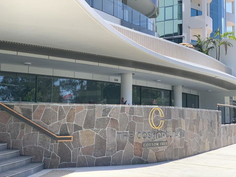 Cosmopolitan Exclusive Rental Apartments - Accommodation QLD 3