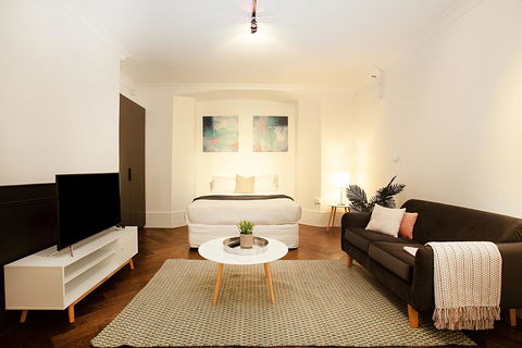 Cosy Studio Near Trains, Restaurants, Bars And Parks - Accommodation QLD 0