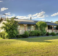 Cottages on Lovedale