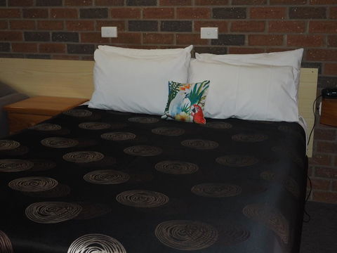 Country Road Motel St Arnaud - Accommodation QLD 1
