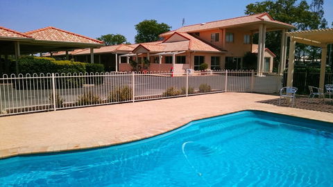 Country Roads Motor Inn - Accommodation QLD 0