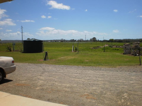 Country View Motel Ilbilbie - Accommodation QLD 2