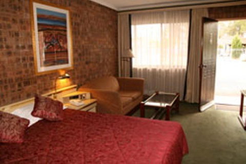 Countryman Motor Inn - Accommodation QLD 0