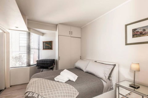 Couple's Gateway In Sunny Elizabeth Bay - Accommodation QLD 2