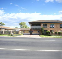 Cousins Motor Inn - Accommodation QLD