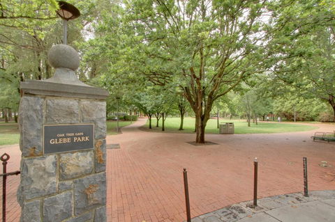 Cozy, Homely Apartment CBR Central - Accommodation QLD 3