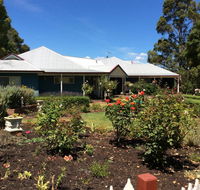 Crabapple Lane - Accommodation QLD