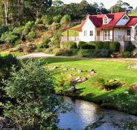 Crabtree Riverfront Cottages - Accommodation QLD