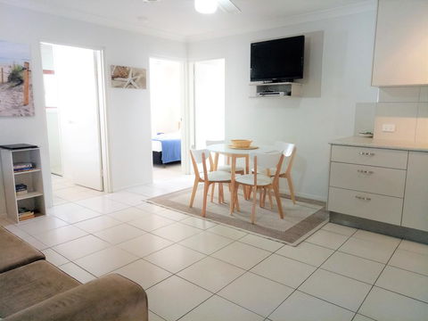 Cranbourne Court Unit 7 - Accommodation QLD 1