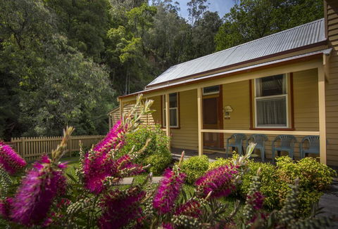Creek Cottage - Accommodation QLD 1