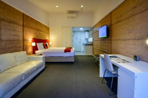 Crossroads Ecomotel - Accommodation QLD 0