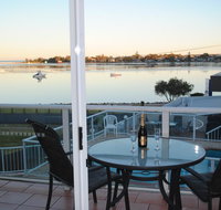 Crown Apartments - Accommodation QLD