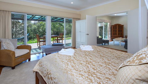 Crystal Creek Meadows - Accommodation QLD 1