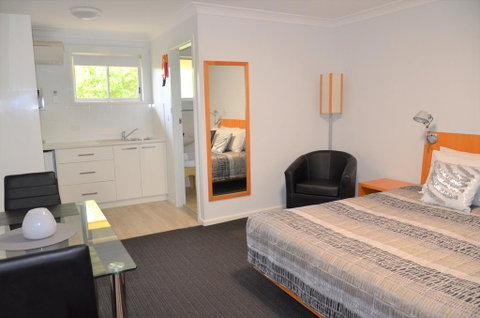 Culburra Beach Motel - Accommodation QLD 1