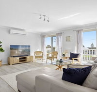 Culburra Beach Retreat - close to two beaches - Accommodation QLD