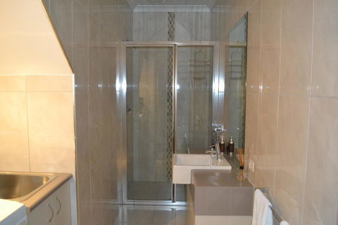 Cypress Drive Town House - Accommodation QLD 2