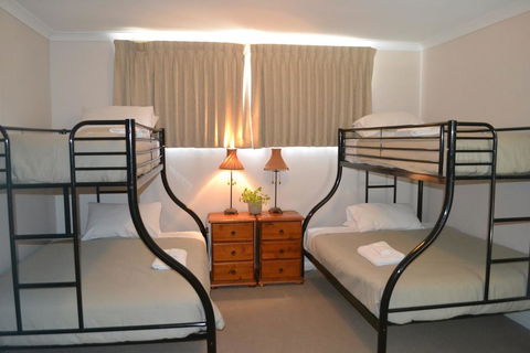 Cypress Drive Town House - Accommodation QLD 1