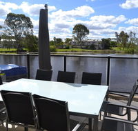 Cypress Drive Town House - Accommodation QLD