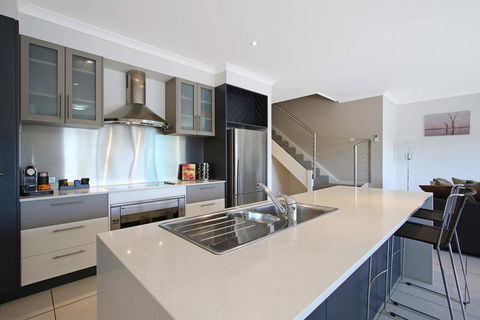 Cypress Townhouse 11 - Accommodation QLD 1