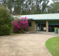 dad  alice's place - Accommodation QLD