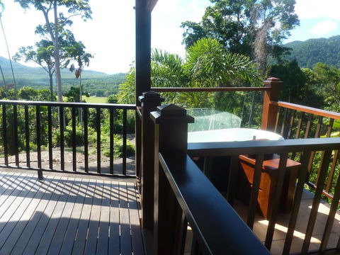 Daintree Holiday Homes - Yurara - Accommodation QLD 2